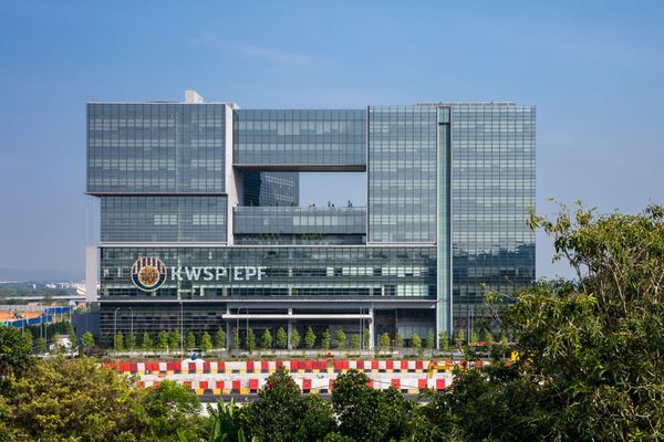 EPF headquarters building served by its district cooling plant in Kuala Lumpur